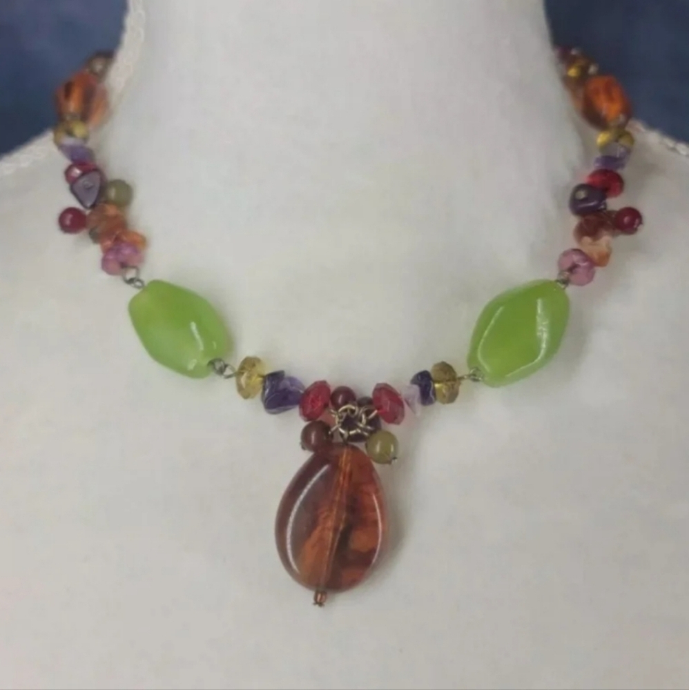 Vintage VCLM *Signed* Beaded Necklace.With clusters of beads, Fashion